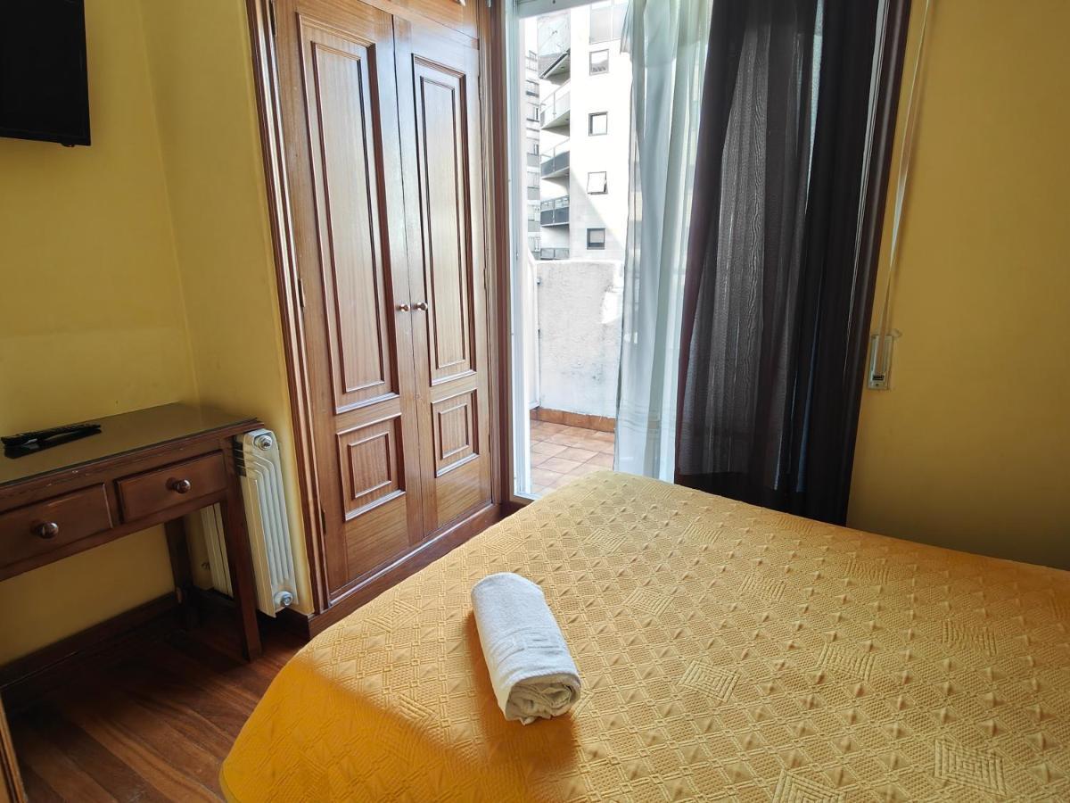 Pension Residencia Buenos Aires Виго Екстериор снимка