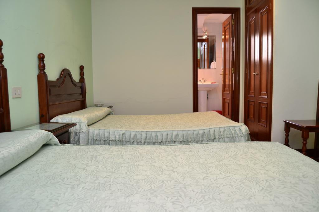 Pension Residencia Buenos Aires Виго Екстериор снимка