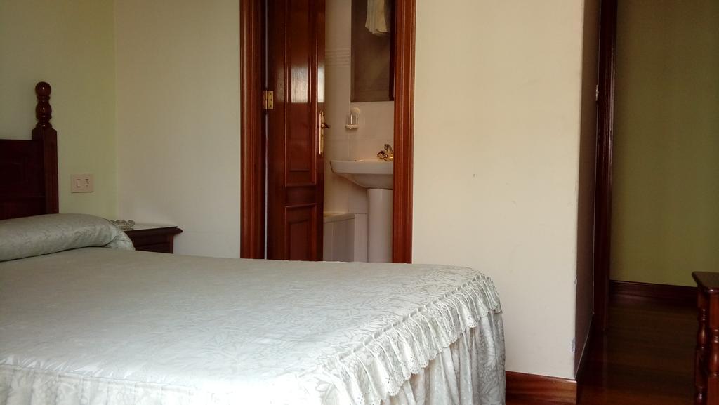Pension Residencia Buenos Aires Виго Екстериор снимка