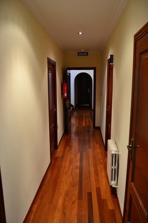 Pension Residencia Buenos Aires Виго Екстериор снимка