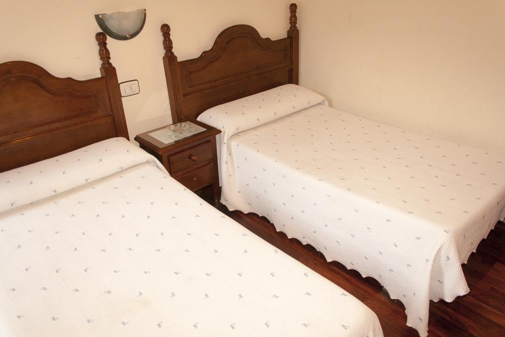 Pension Residencia Buenos Aires Виго Екстериор снимка