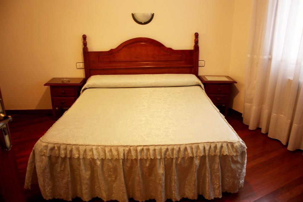 Pension Residencia Buenos Aires Виго Екстериор снимка