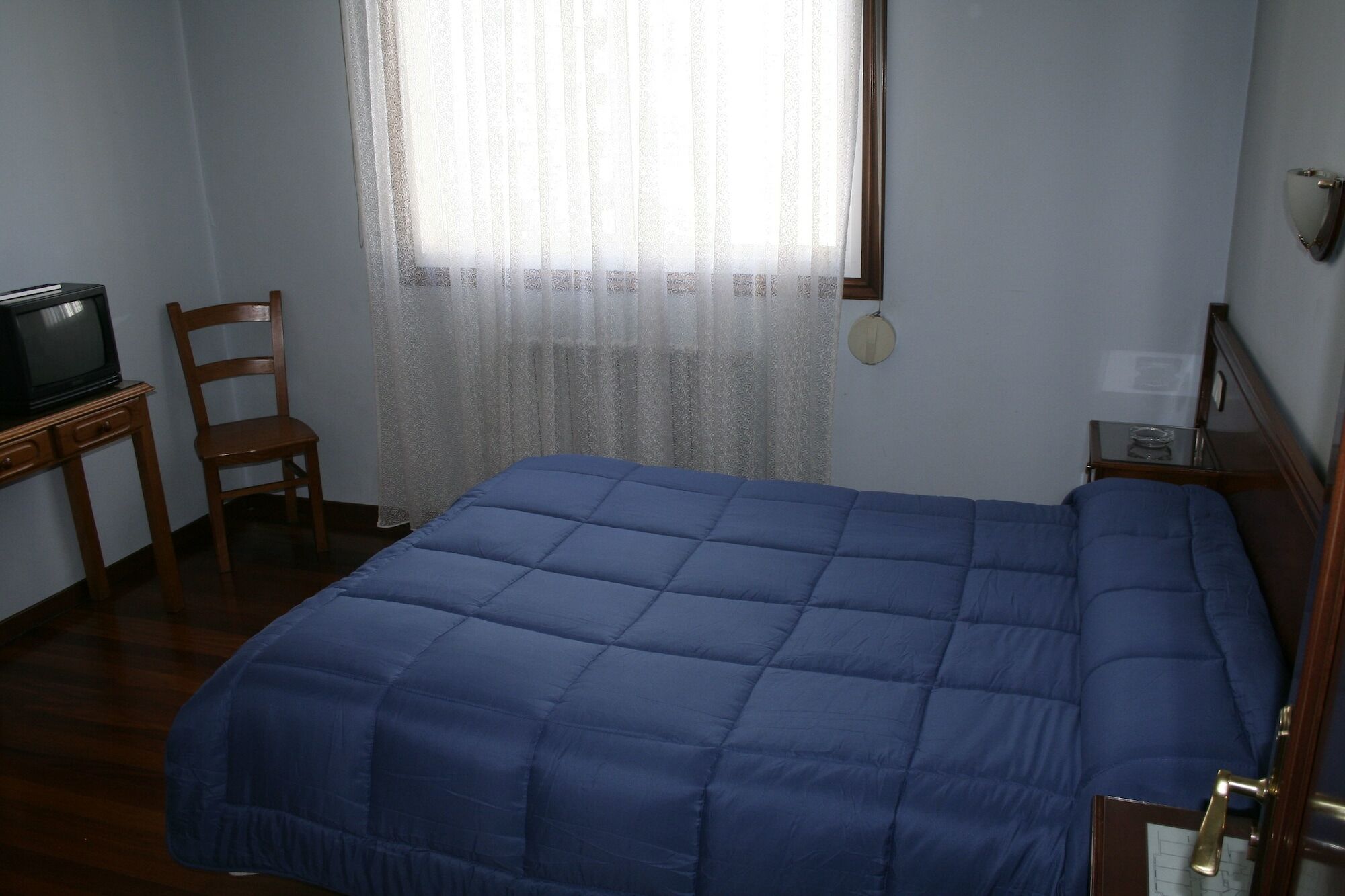 Pension Residencia Buenos Aires Виго Екстериор снимка