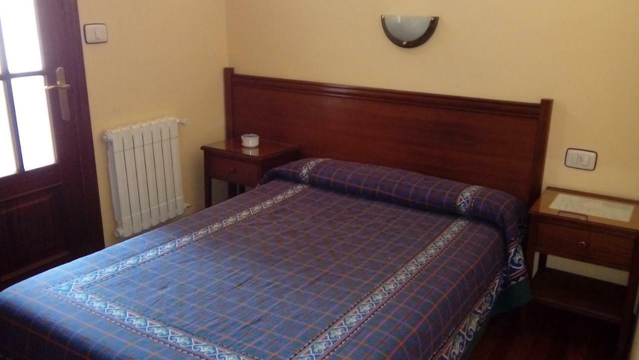 Pension Residencia Buenos Aires Виго Екстериор снимка
